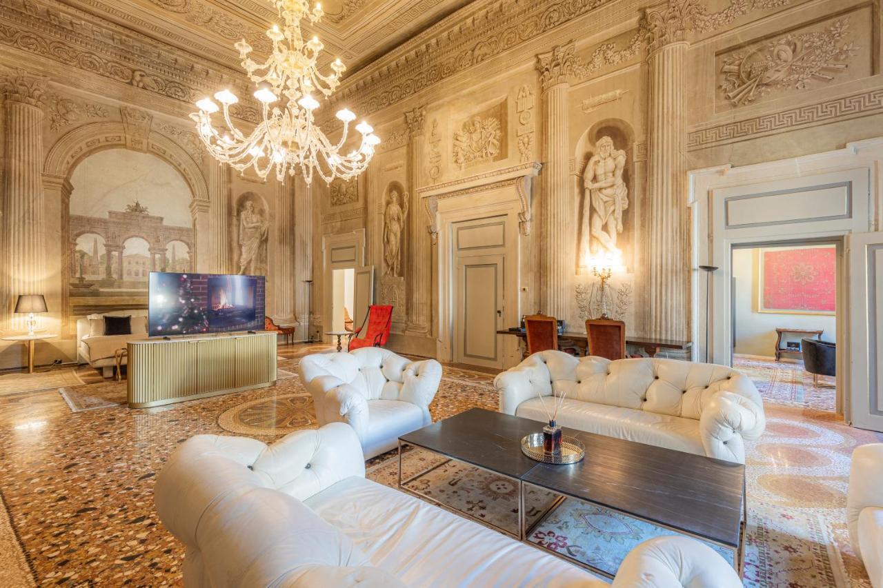 Corte Realdi - Palazzo Camozzini Verona Buitenkant foto