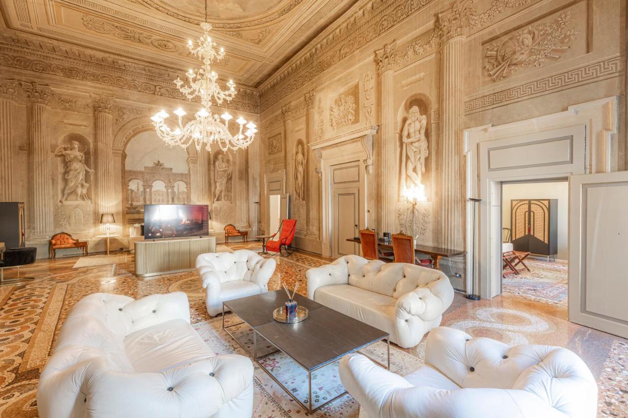 Corte Realdi - Palazzo Camozzini Verona Buitenkant foto